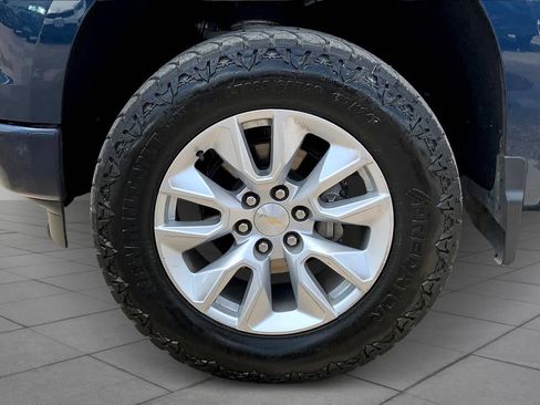 Used 2022 Chevrolet Silverado 1500 Custom image 11