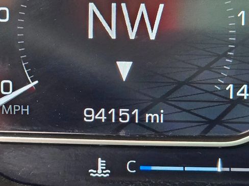 Used 2022 GMC Yukon Denali image 19