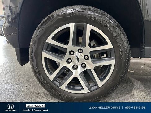 Used 2024 Chevrolet Colorado Z71 w/ Z71 Convenience Package 2 AWD/4WD image 13