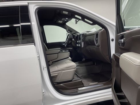Used 2021 GMC Sierra 2500 SLE w/ SLE Value Package; AWD/4WD image 25