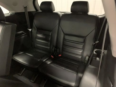 Used 2018 Kia Sorento SX image 47