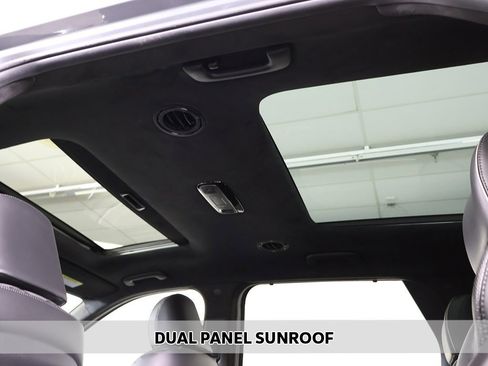 Used 2022 Hyundai Palisade Calligraphy image 4