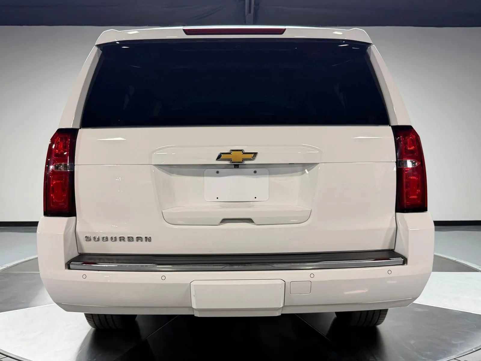 Used 2016 Chevrolet Suburban LTZ AWD/4WD image 5
