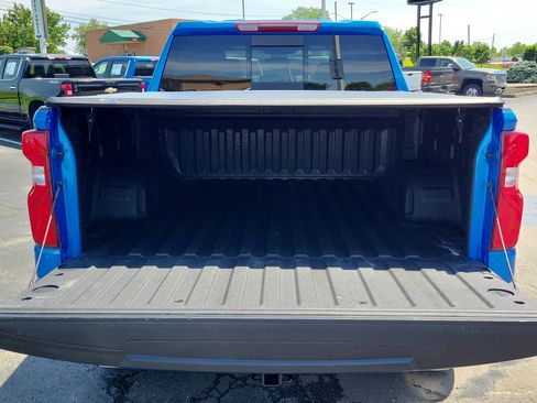 Used 2025 Chevrolet Silverado 1500 LT Trail Boss w/ Convenience Package II AWD/4WD image 8