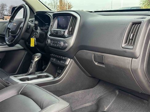Used 2022 Chevrolet Colorado ZR2 image 21