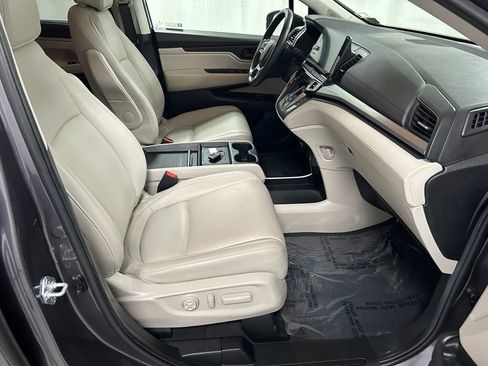 Used 2025 Honda Odyssey EX-L image 13