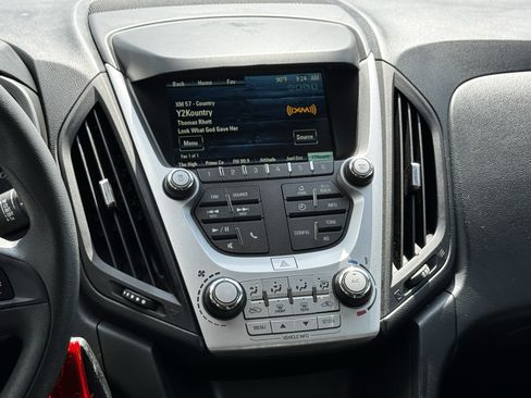 Used 2017 Chevrolet Equinox LS FWD image 17