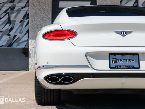 Used 2022 Bentley Continental GT image 14