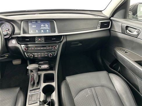 Used 2020 Kia Optima SE image 25
