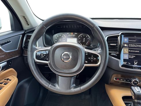 Used 2016 Volvo XC90 T6 Momentum w/ Momentum Plus Package AWD/4WD image 13