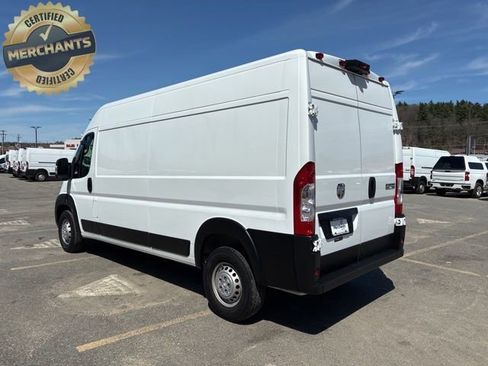 Used 2025 RAM ProMaster 2500 w/ Convenience Group image 5