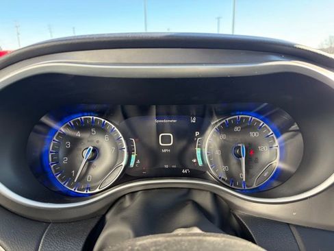 New 2026 Chrysler Voyager LX image 16