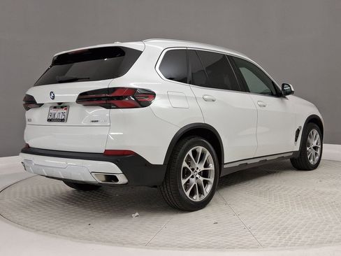 Certified 2024 BMW X5 xDrive40i w/ Premium Package AWD/4WD image 7