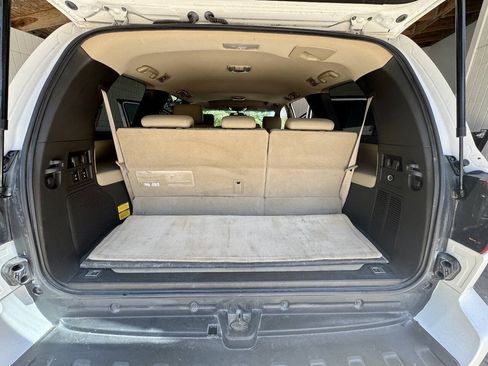 Used 2008 Toyota Sequoia SR5 w/ Leather Seat Pkg AWD/4WD image 14
