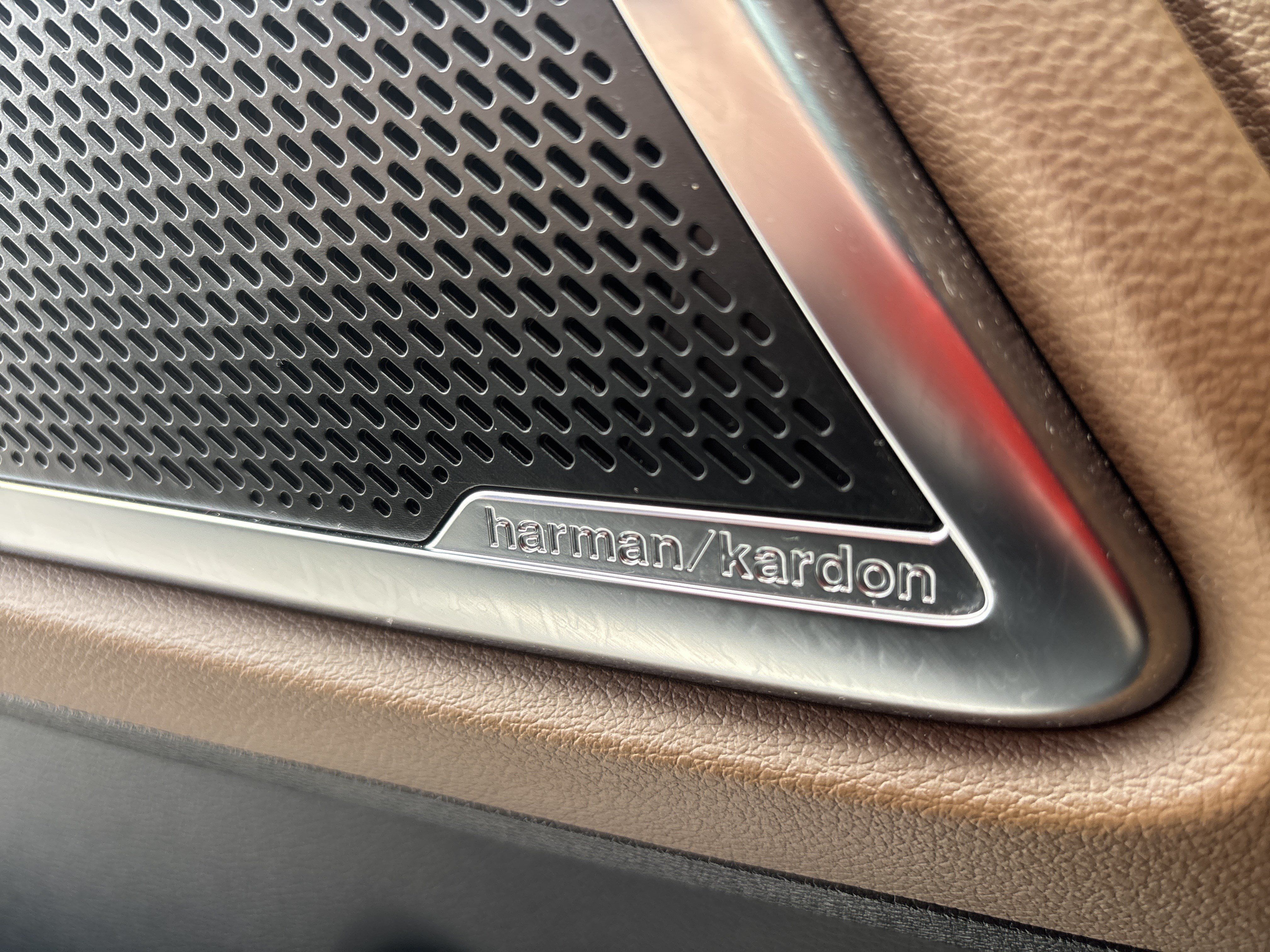 Used 2020 Kia Telluride SX w/ SX Prestige Package AWD/4WD image 30