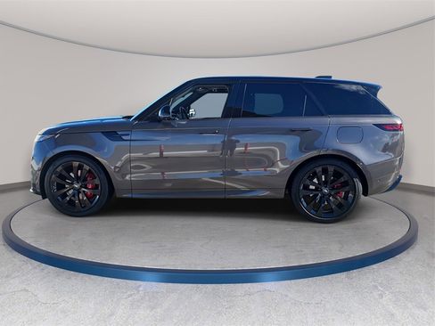 Certified 2025 Land Rover Range Rover Sport Dynamic SE image 8