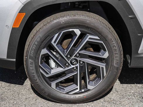 New 2026 Hyundai Tucson Limited AWD/4WD image 16