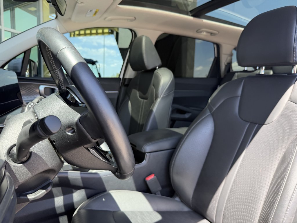 Used 2025 Kia Sorento S w/ Panoramic Sunroof Package FWD image 31