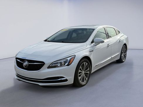 Used 2019 Buick LaCrosse Essence w/ Sun and Shade Package image 7