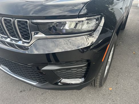 New 2025 Jeep Grand Cherokee Laredo X w/ Luxury Tech Group I image 10