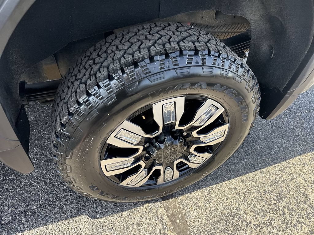 Certified 2024 GMC Sierra 2500 Denali w/ Denali Reserve Package AWD/4WD image 40