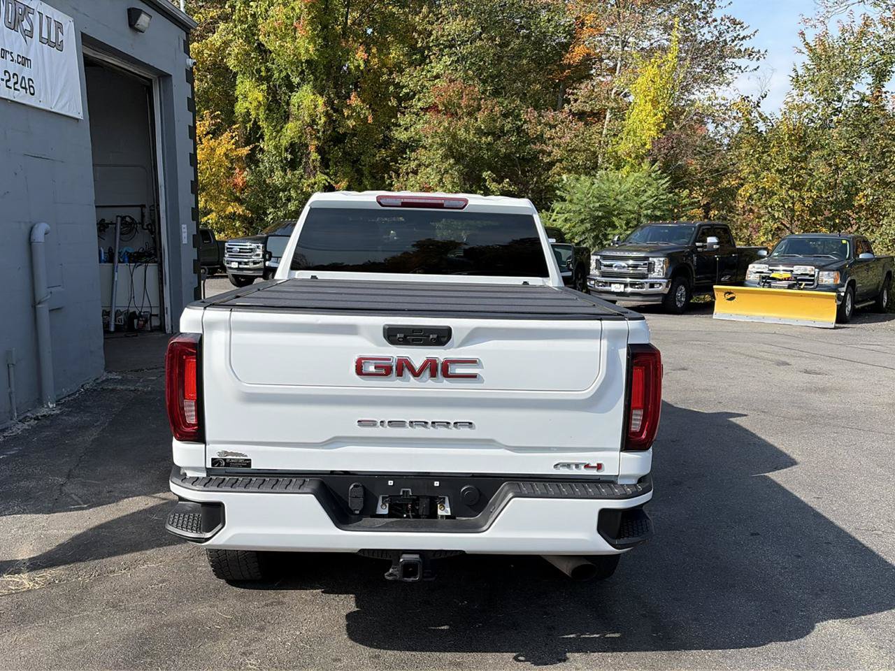 Used 2023 GMC Sierra 3500 AT4 AWD/4WD image 6
