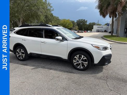 Used 2022 Subaru Outback Touring AWD/4WD image 1