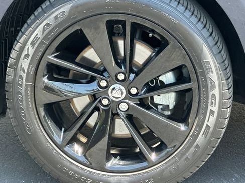 Used 2024 Jaguar F-PACE R-Dynamic S AWD/4WD image 25