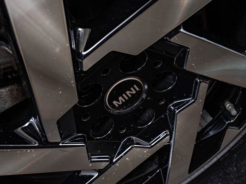 Certified 2025 MINI Cooper Countryman S w/ Comfort Package Max image 8