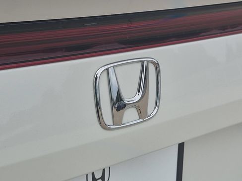 Used 2024 Honda Civic Sport Touring image 29