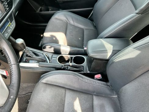 Used 2015 Toyota Corolla S FWD image 26