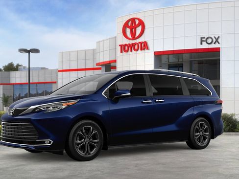New 2026 Toyota Sienna Platinum AWD/4WD image 11