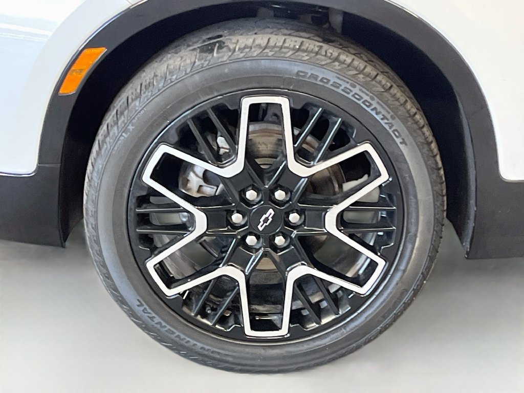 Used 2023 Chevrolet Blazer RS FWD image 31