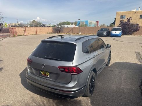 Used 2021 Volkswagen Tiguan SE R-Line image 12