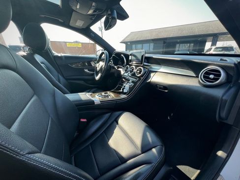Used 2018 Mercedes-Benz C 300 Sedan image 29