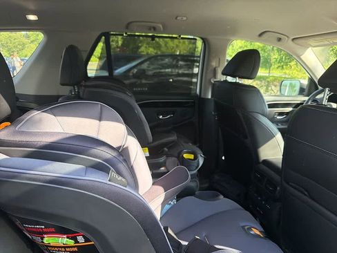 Used 2023 Honda Pilot EX-L image 7