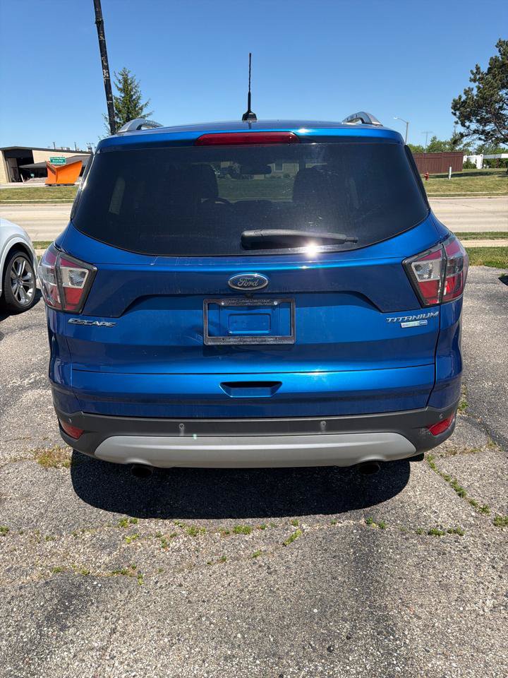 Used 2017 Ford Escape Titanium w/ Equipment Group 301A AWD/4WD image 7