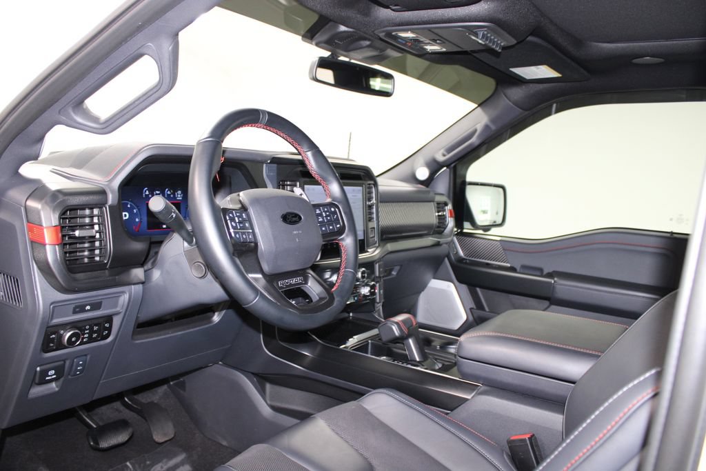Used 2025 Ford F150 Raptor AWD/4WD image 26