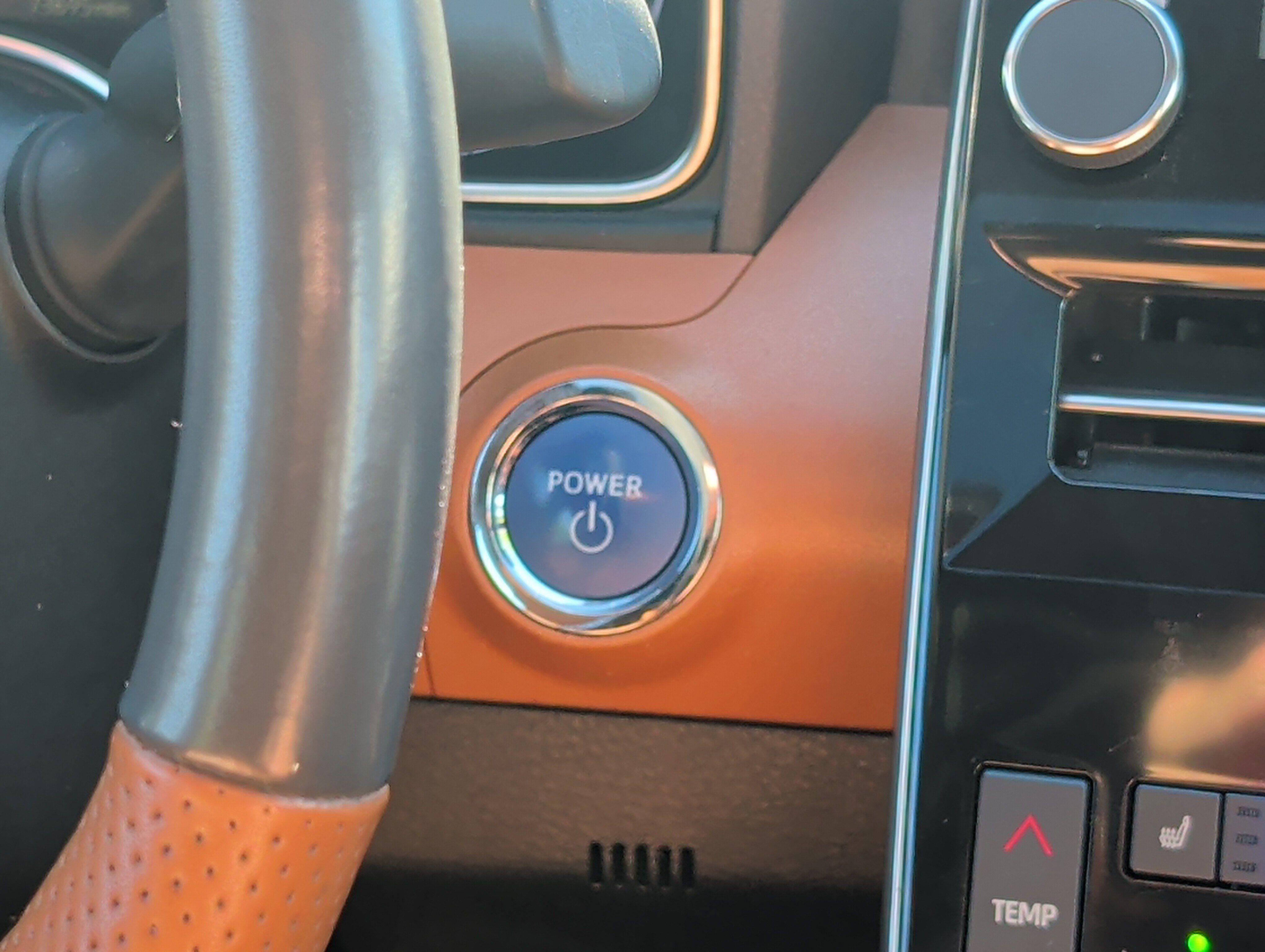 Used 2019 Toyota Avalon Limited w/ Advanced Safety Package FWD image 31