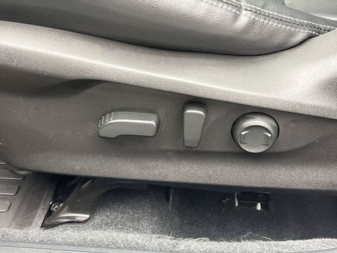Used 2020 Subaru Forester Limited w/ Popular Package #3 AWD/4WD image 11