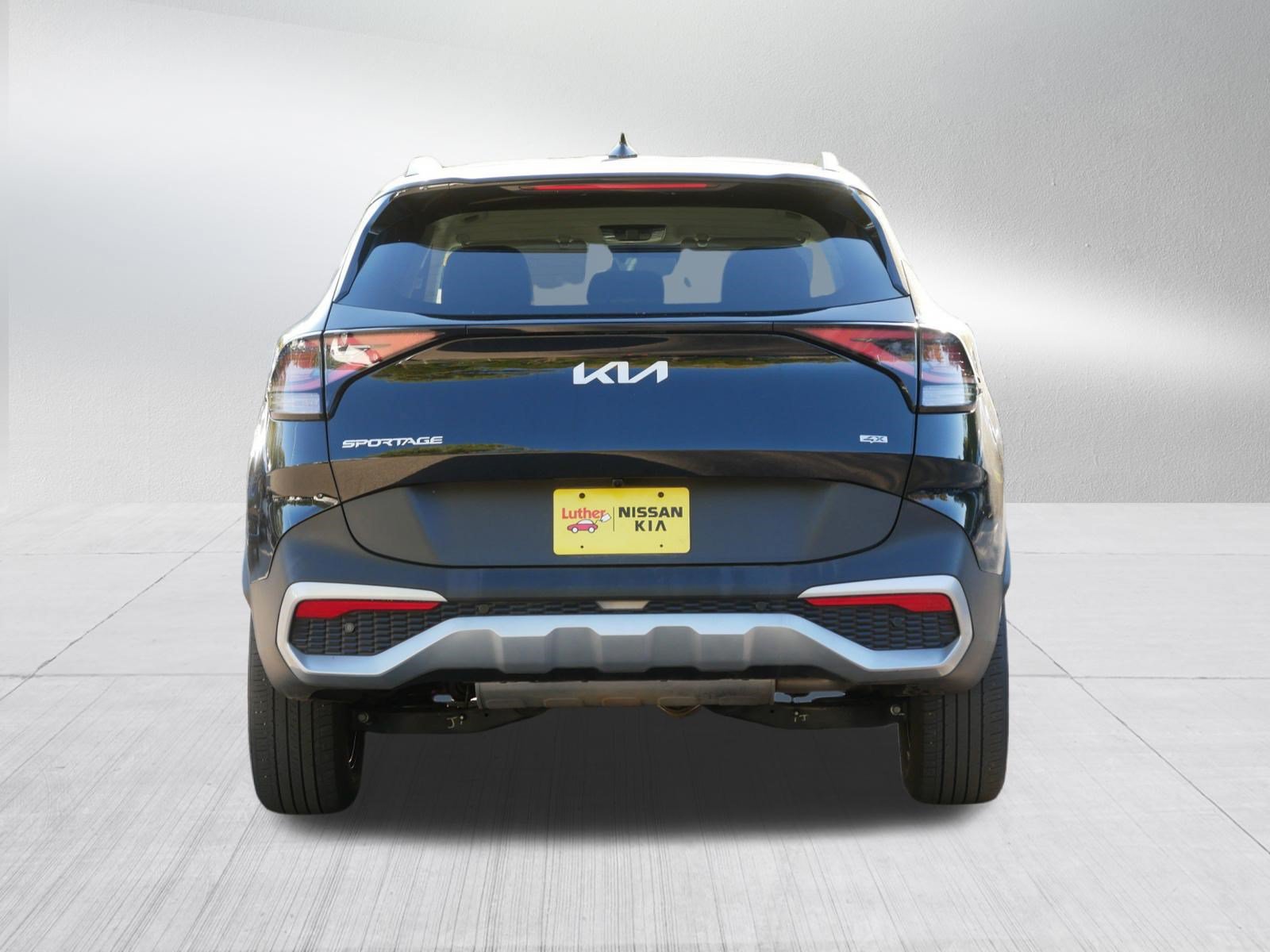 Certified 2024 Kia Sportage EX AWD/4WD image 6