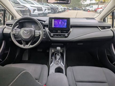 Used 2023 Toyota Corolla LE image 14