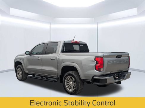Used 2024 Chevrolet Colorado LT w/ LT Convenience Package RWD image 4