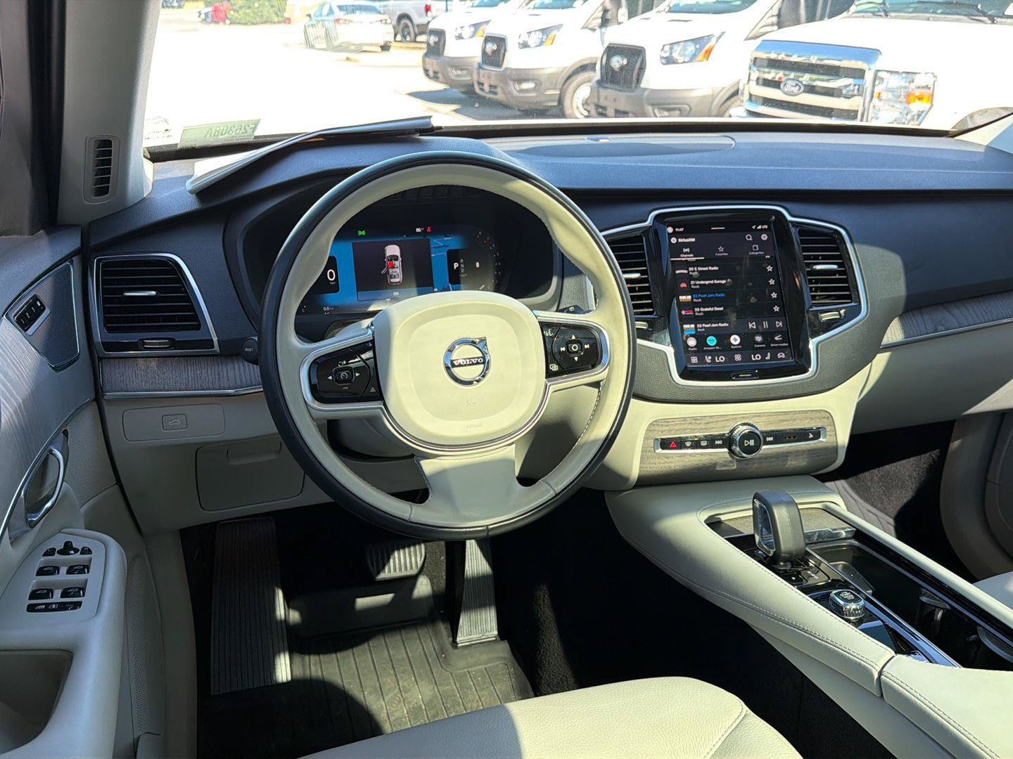 Used 2023 Volvo XC90 B6 Plus w/ Protection Package Premier AWD/4WD image 19