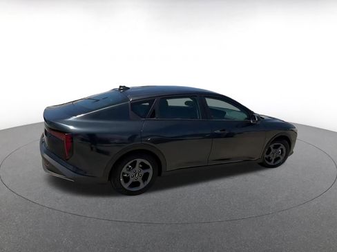 Used 2025 Kia K4 FWD image 15