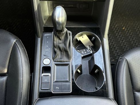 Used 2022 Volkswagen Atlas SE FWD image 22