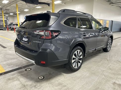 Certified 2023 Subaru Outback Limited image 8