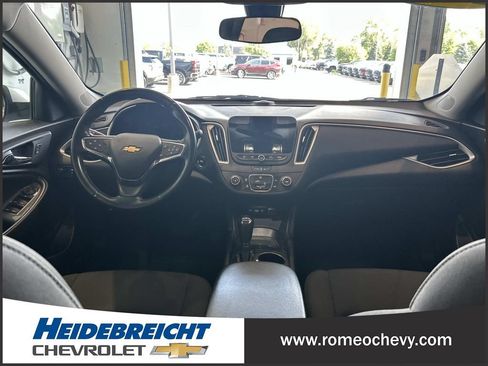 Used 2020 Chevrolet Malibu RS w/ LPO, Convenience Package 1 FWD image 16