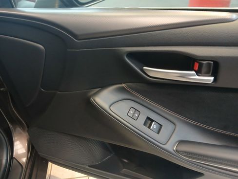 Used 2019 Toyota Avalon XSE image 26