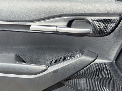 Used 2026 Kia Seltos LX image 11